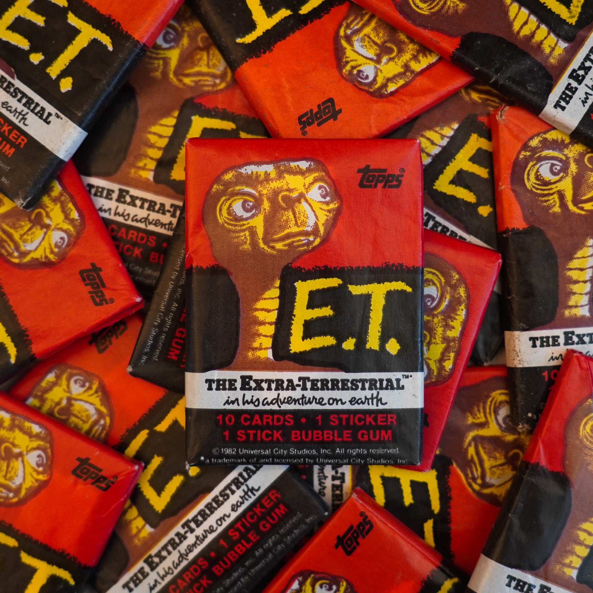 Vintage E.T. Movie Trading Card Pack (1982)